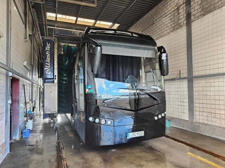 Bus_waschmeister