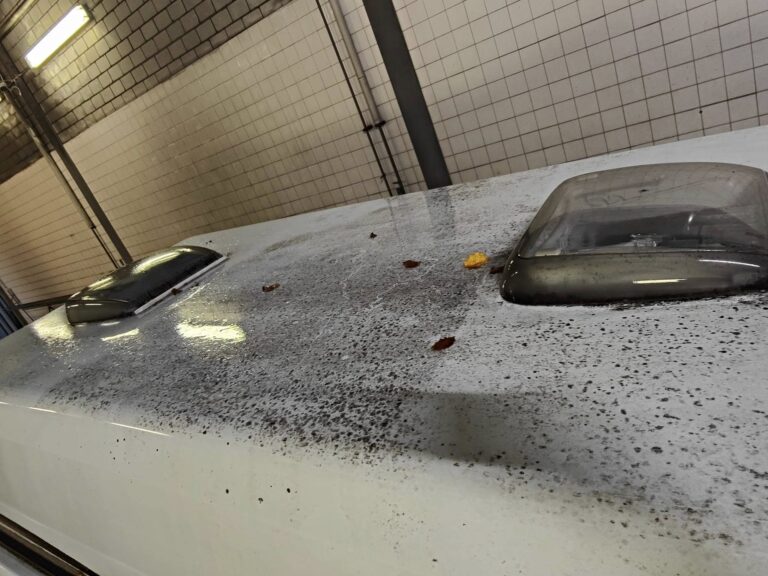 Waschanlage_camper_reinigen_vorher